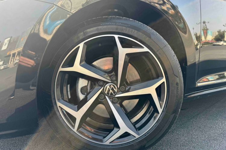 Used Volkswagen Passat 2025 Outstanding Model 380TSI Starry Dragon Edition
