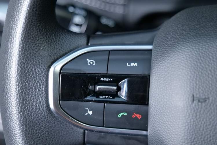 Used  Horizon 2024 415 km Two-Wheel-Drive Science & Innovation Edition
