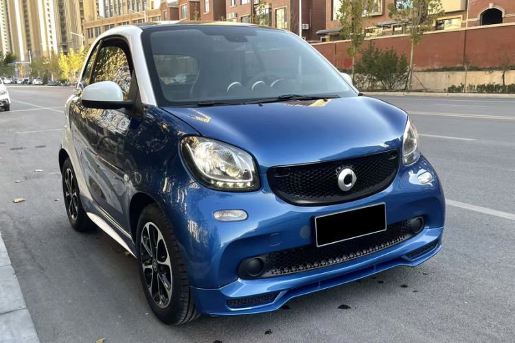 Used  fortwo 2015 1.0L 52 kW Hardtop Passion Edition
