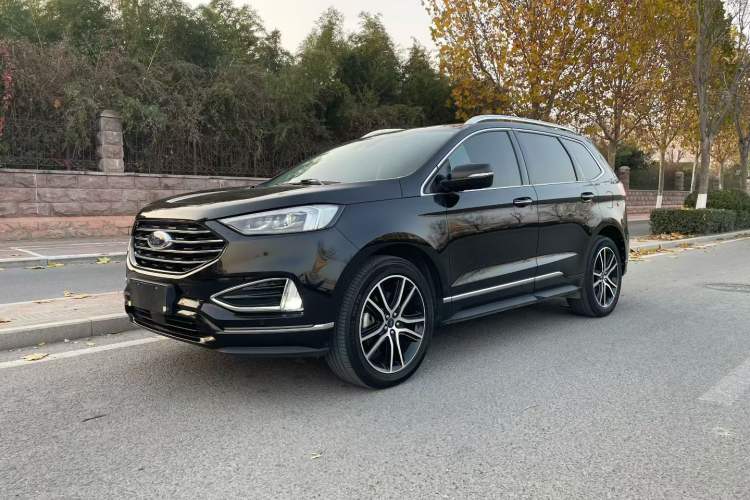 Used Ford Edge 2020 EcoBoost 245 Two-Wheel Drive Titanium 7-Seater
