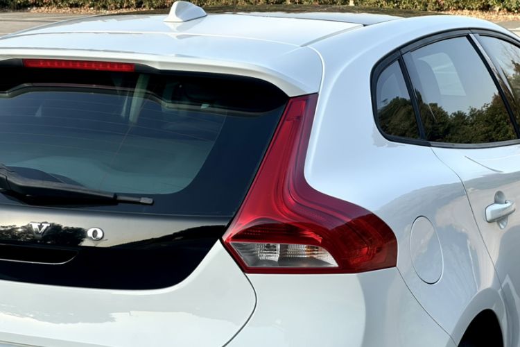 Used Volvo V40 2015 1.6T Zhiyi Edition