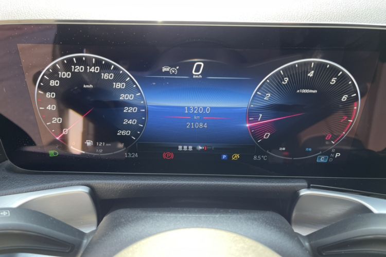 Used Mercedes-Benz GLB 2024 GLB 220 Dynamic Edition
