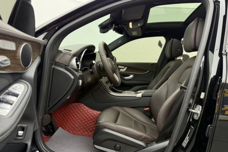 Used Mercedes-Benz GLC 2020 Facelift GLC 300 L 4MATIC Dynamic Edition