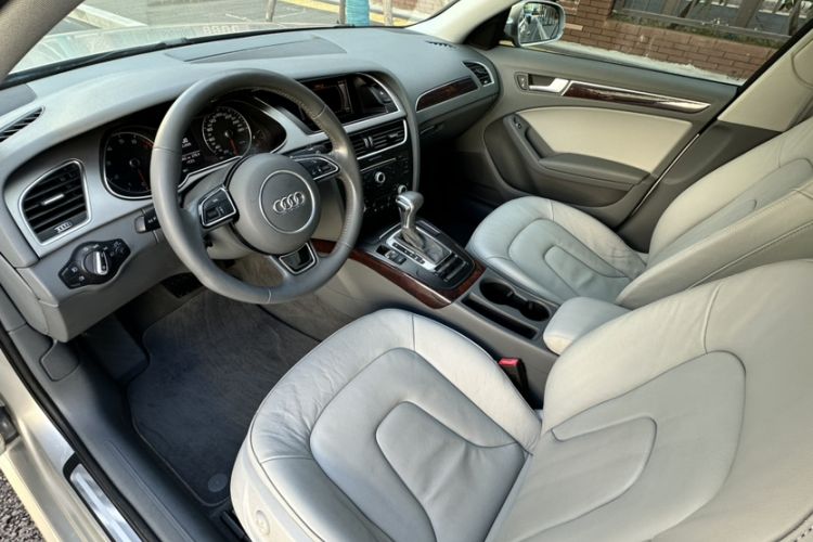 Used Audi A4L 2015 35 TFSI Automatic Comfort Model
