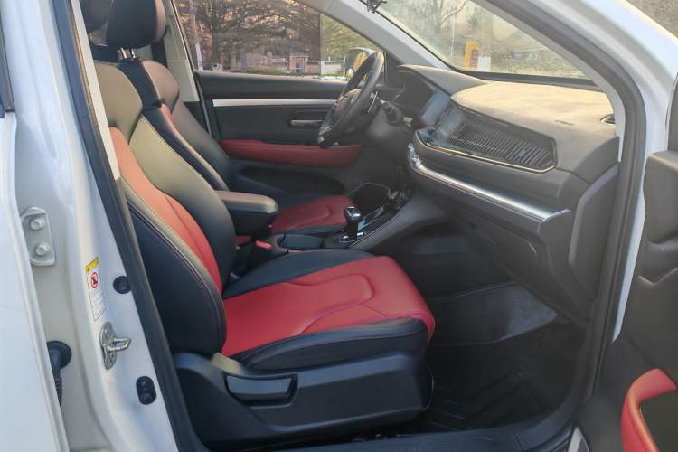 Used Haval H2s 2017 Red-Label 1.5T Dual-Clutch Elite Model