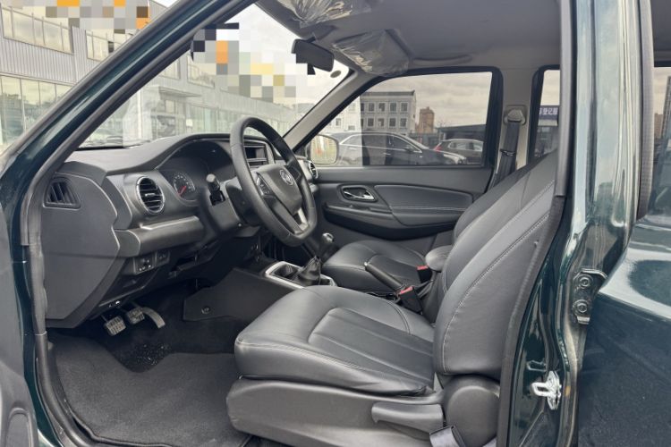 Used Dongfeng Ruichi 2023 2.4T Diesel Two-Wheel Drive Business Edition Long Cargo Bed YCY24165-61