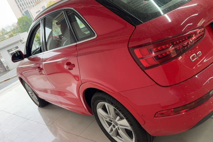 Used Audi Q3 2017 30 TFSI Fashion Model
