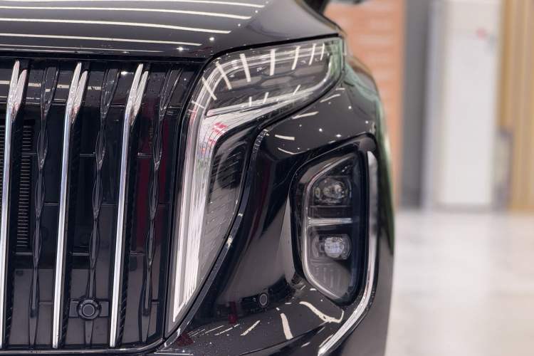 Used Hongqi HS7 PHEV 2024 2.0T PHEV Four-Wheel Drive Flagship Edition 7 Seats