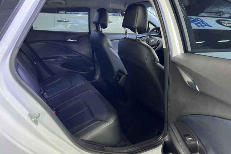 Used Buick Velite 6 2023 430km Range Commuter Version
