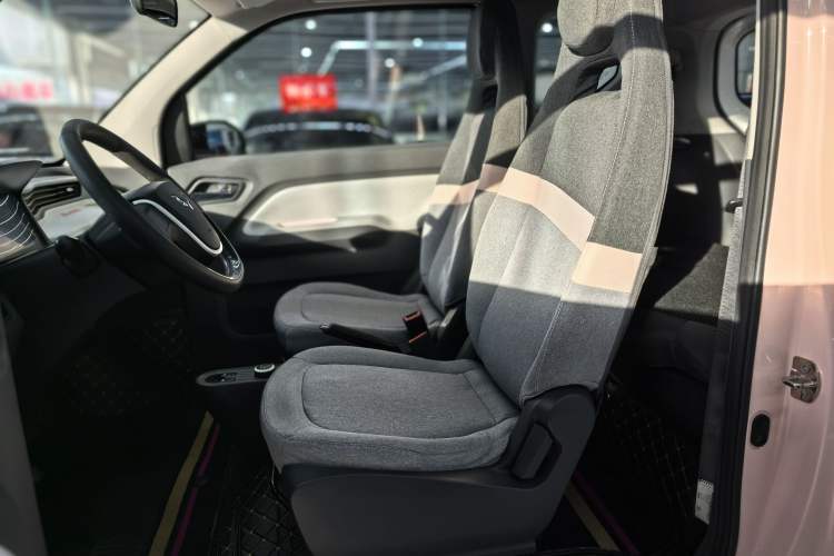 Used Wuling Hongguang MINIEV 2021 Macaron Premium Model – Lithium-NMC