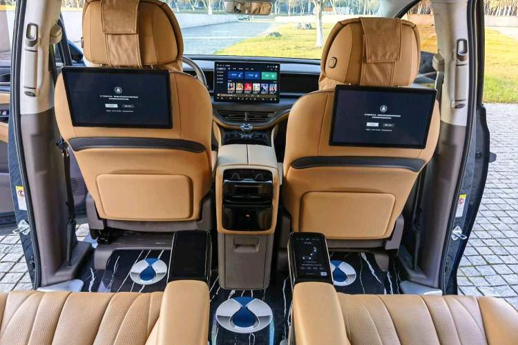 Used Denza D9 2022 DM-i 970 Four-Wheel Drive Flagship Model