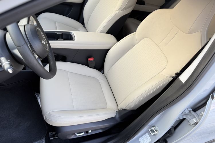 Used Wuling Bingo PLUS 2024 401 km Range 5-Seater Version
