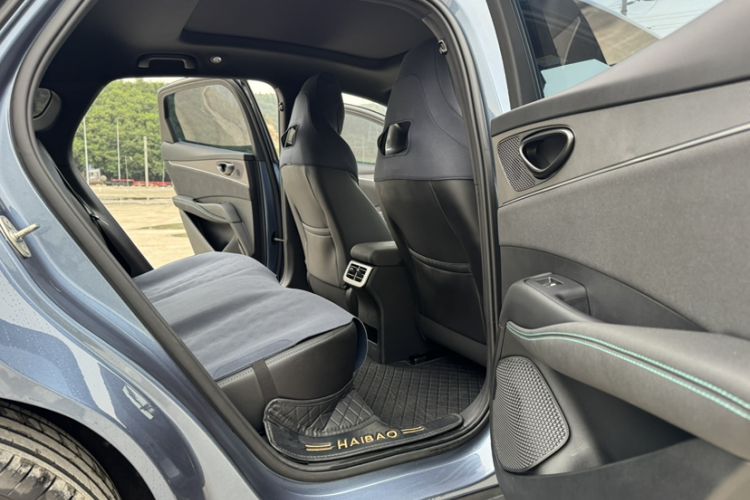 Used BYD Seal 06 New Energy 2024 DM-i 120KM Prestige Model
