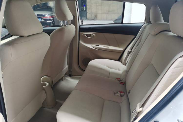 Used Toyota YARiS L 2014 1.3E Automatic Charm Edition
