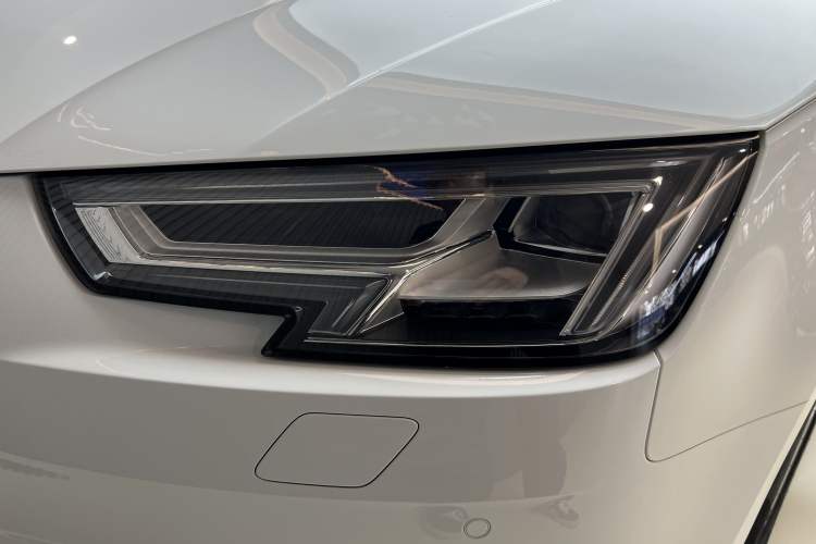 Used Audi A4L 2017 40 TFSI Fashion Model
