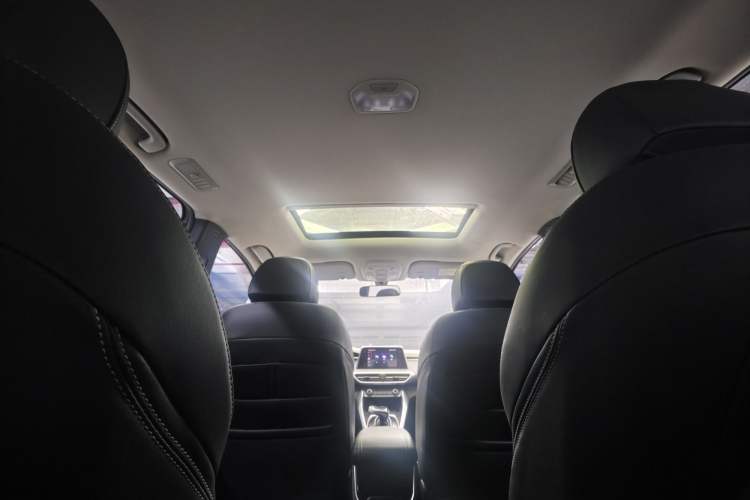 Used SAIC MAXUS EUNIQ 5 2020 1.3T PLUG-IN Elite Edition
