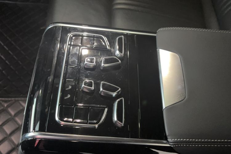 Used Hongqi H9 2020 2.0T Smart Connect Flagship Edition
