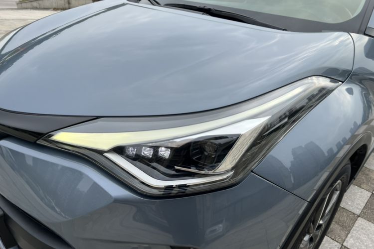 Used Toyota C-HR 2021 2.0L Luxury Edition

