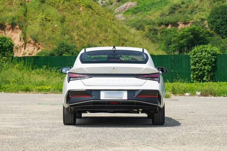 Used Hyundai Elantra 2023 1.5L CVT GLX Elite Edition
