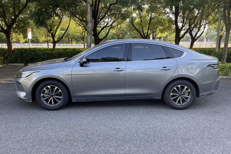 Used BYD Destroyer 05 2024 HONOR Edition DM-i 55KM Luxury Model
