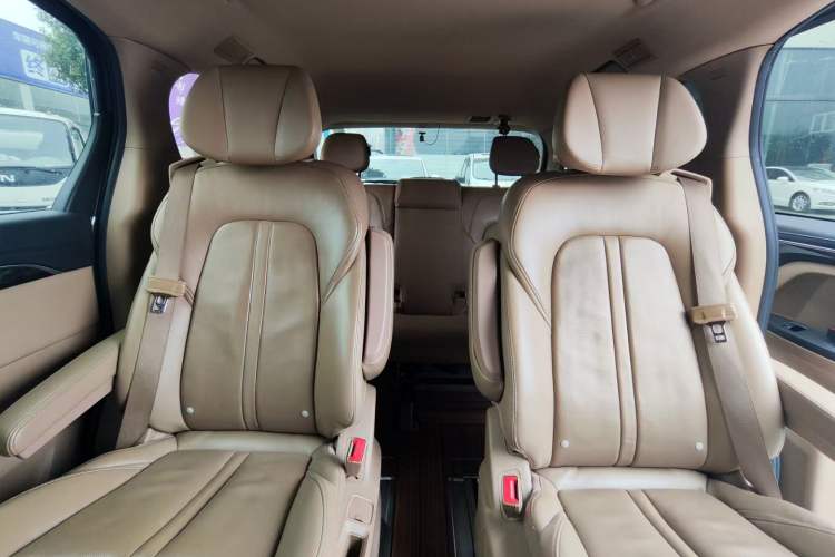 Used Buick GL8 2017 ES 28T Luxury Model China V Standard
