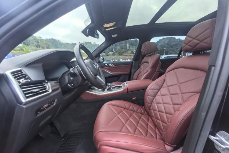 Used BMW X5 2022 Restyled xDrive 40Li M Sport Package
