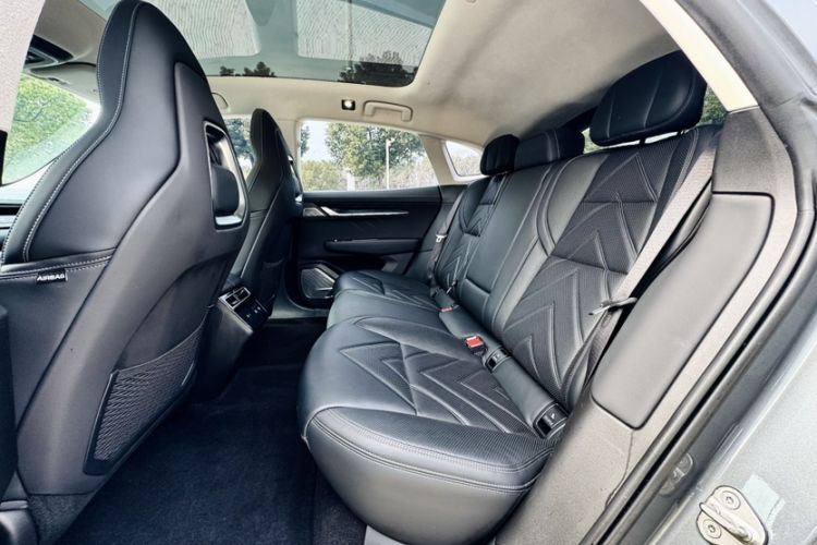 Used Zeekr 001 2023 WE Edition 100 kWh