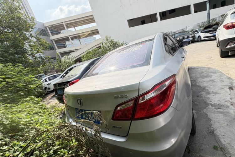 Used Changan Eado 2016 1.6L Manual Fashion Edition
