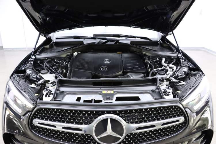 Used Mercedes-Benz GLC 2023 Refreshed GLC 300 L 4MATIC Dynamic Edition 5 Seats
