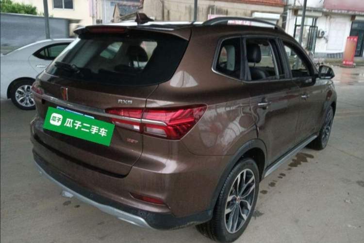 Used Roewe RX5 2016 20T Two-Wheel Drive Automatic Internet Smart Edition
