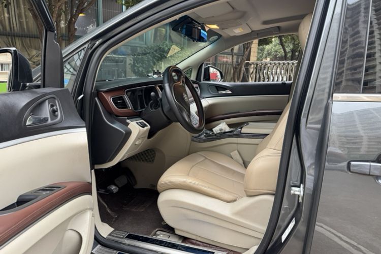 Used Buick GL8 2018 28T Comfort Model China VI Standard
