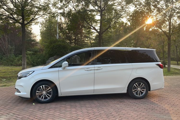 Used Buick GL8 2020 ES Land Cruiser 653T Comfort Edition
