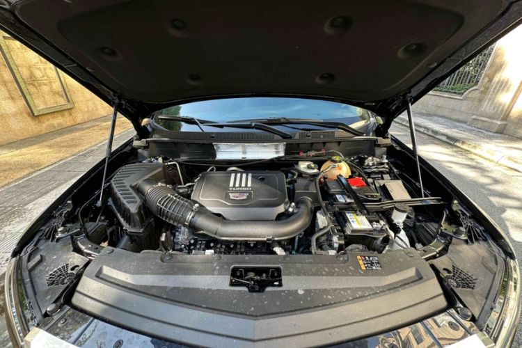 Used Cadillac XT6 2022 2.0T Six-Seater Four-Wheel-Drive Luxury Version
