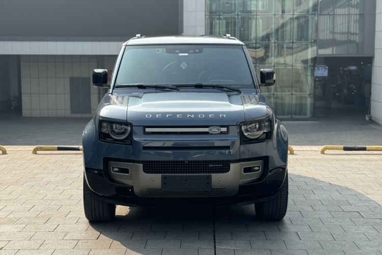 Used Land Rover Defender 2023 110 3.0T P400 X-DYNAMIC HSE
