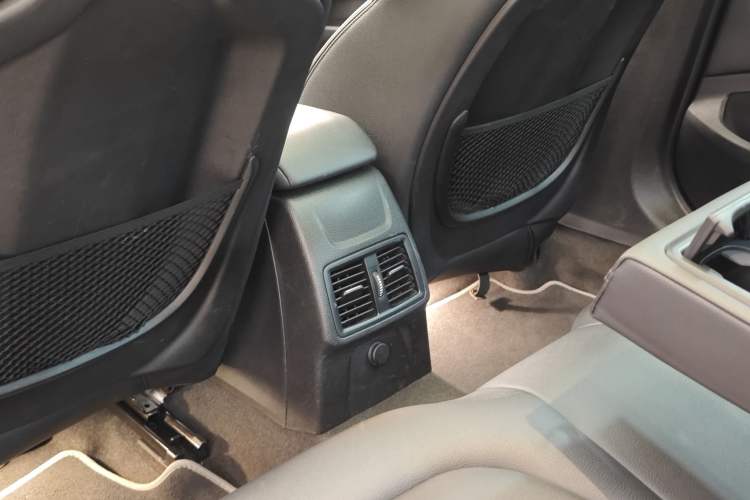 Used BMW 1 Series 2017 118i Design Package Model
