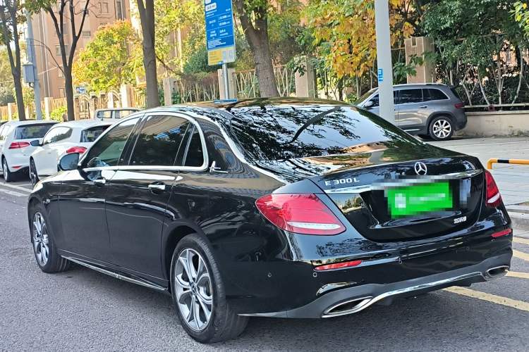 Used Mercedes-Benz E-Class 2020 Restyled E 300 L Sporty and Stylish Edition
