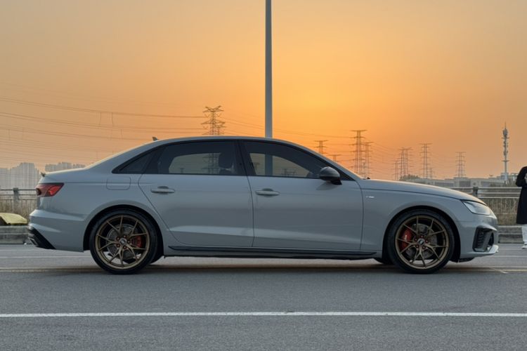 Used Audi A4L 2023 40 TFSI quattro Luxury Dynamic Edition
