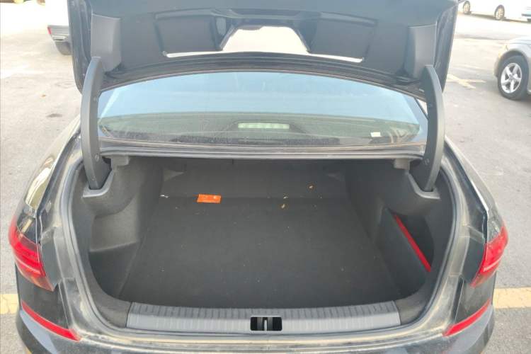 Used Volkswagen Passat 2020 Revised Version 280TSI Business Edition China VI Standard
