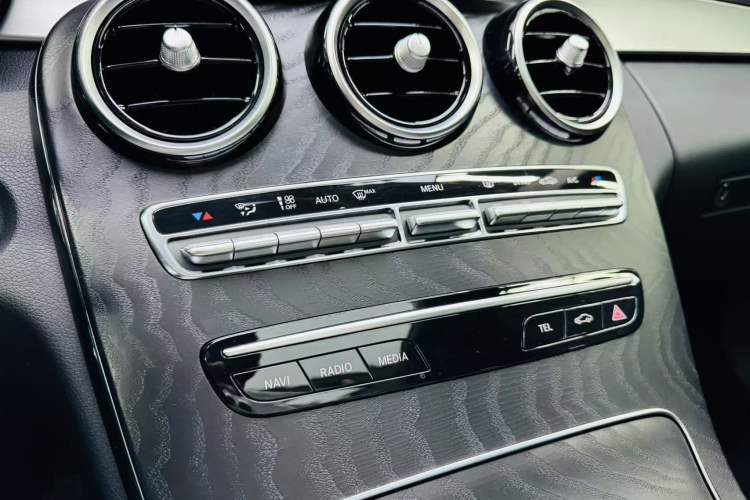 Used Mercedes-Benz C-Class 2019 Restyled C 260 L Sport Edition
