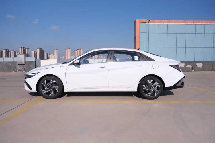 Used Hyundai Elantra 2023 1.5L CVT GLX Elite Edition
