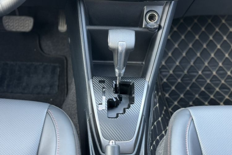 Used Toyota YARiS L 2022 X-Trail 1.5L CVT Luxury PLUS Edition
