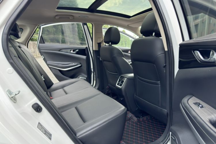 Used Changan Ruicheng CC 2021 Blue Whale Edition 1.5T DCT Prestige Model
