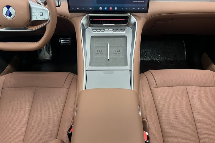 Used Denza N8L 2025 Flagship Model