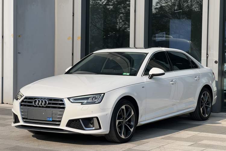 Used Audi A4L 2019 40 TFSI Fashion Edition China VI Emission Standard
