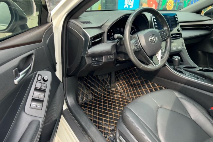 Used Toyota Avalon 2019 2.0L Luxury Edition China VI Standard
