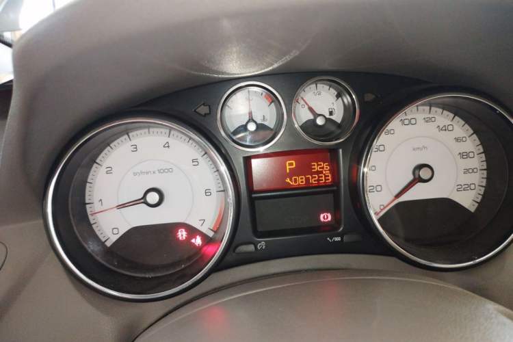 Used Peugeot 308 2013 1.6L Automatic Fashion Model
