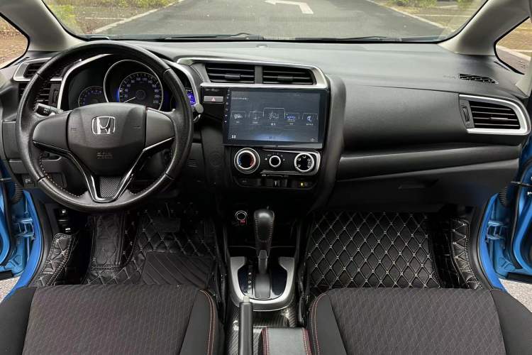 Used Honda Fit 2018 1.5L CVT Trendy Run+ Edition