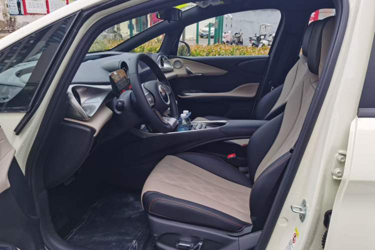 Used BYD Dolphin 2025 420km Free Edition
