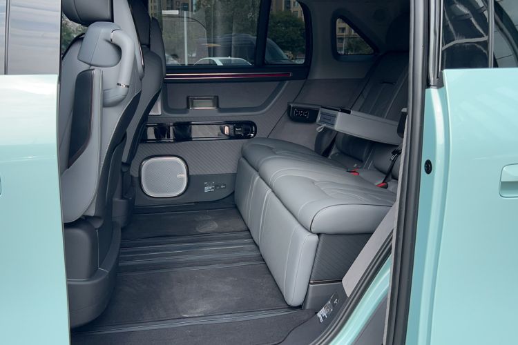 Used Zeekr MIX 2025 Long-Range Intelligent Driving Edition
