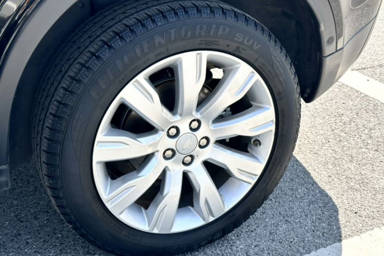 Used Land Rover Discovery Sport 2018 240 PS HSE LUXURY Edition
